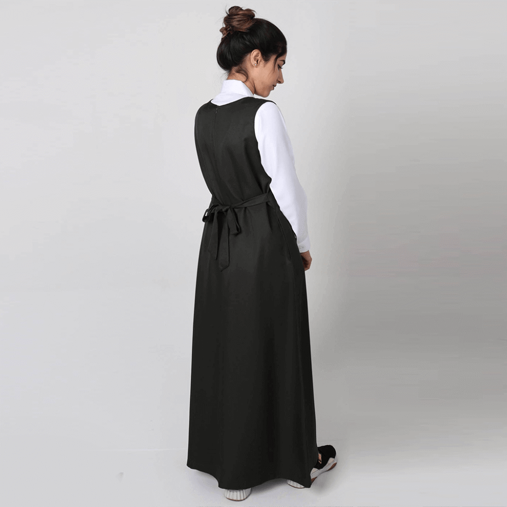 ⁦زي مريول متوسط زيتي مع فيونكة بتصميم أنيق⁩ - الصورة ⁦4⁩